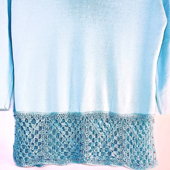 Joseph A Sky Blue Knit Hem Blouse - Picture 3 of 13
